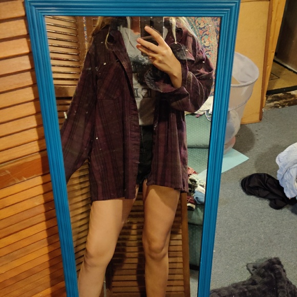 Flannel - Picture 2 of 4